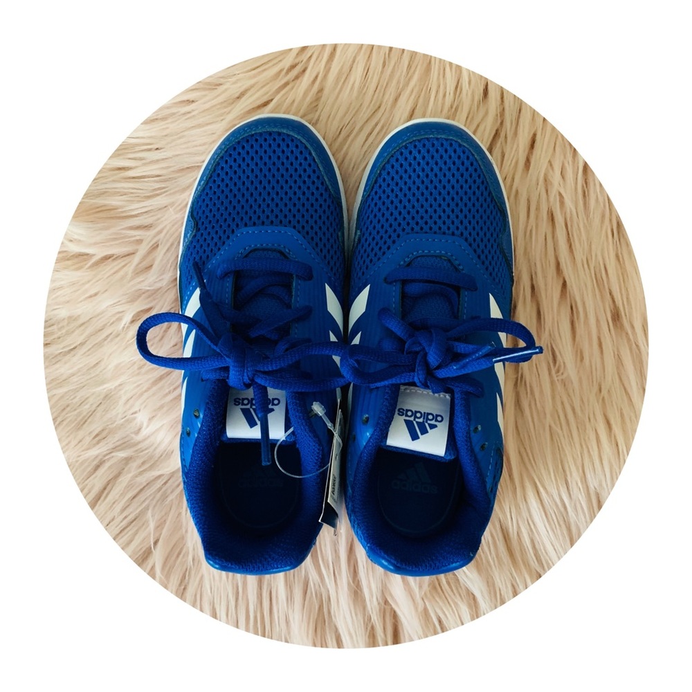BRAND NEW!!! Adidas Altarun K Kids Sneakers